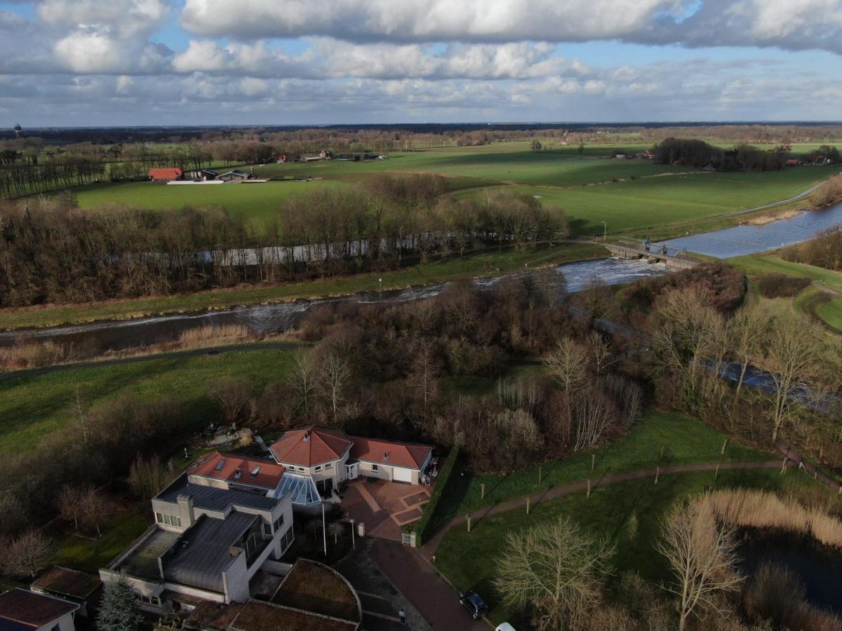 B&B Eibergen met privé zwembad en sauna Esterno foto