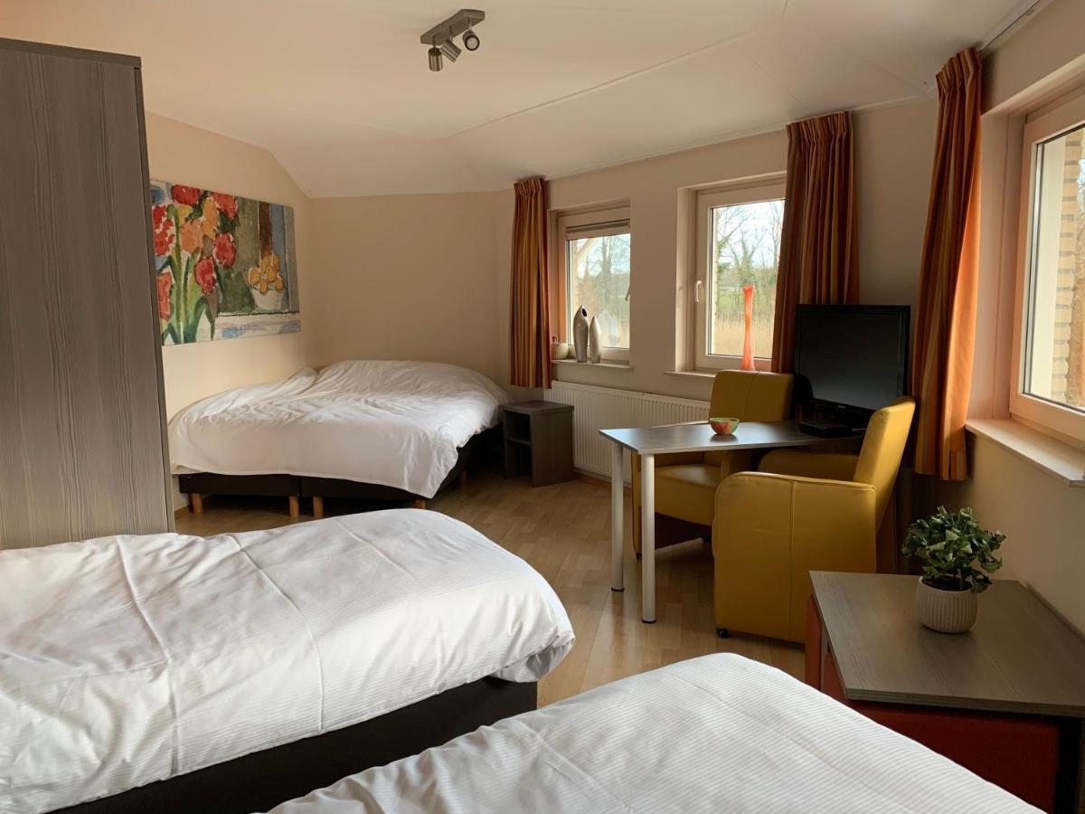 B&B Eibergen met privé zwembad en sauna Esterno foto