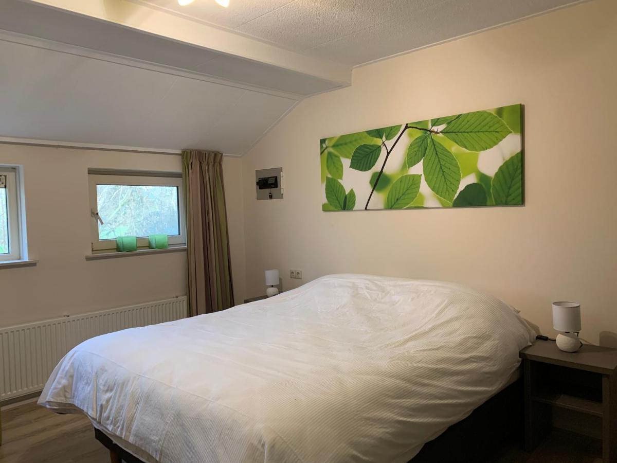 B&B Eibergen met privé zwembad en sauna Esterno foto