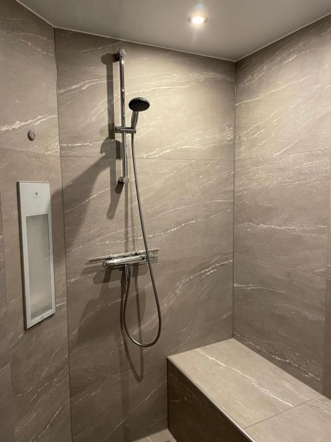 B&B Eibergen met privé zwembad en sauna Esterno foto